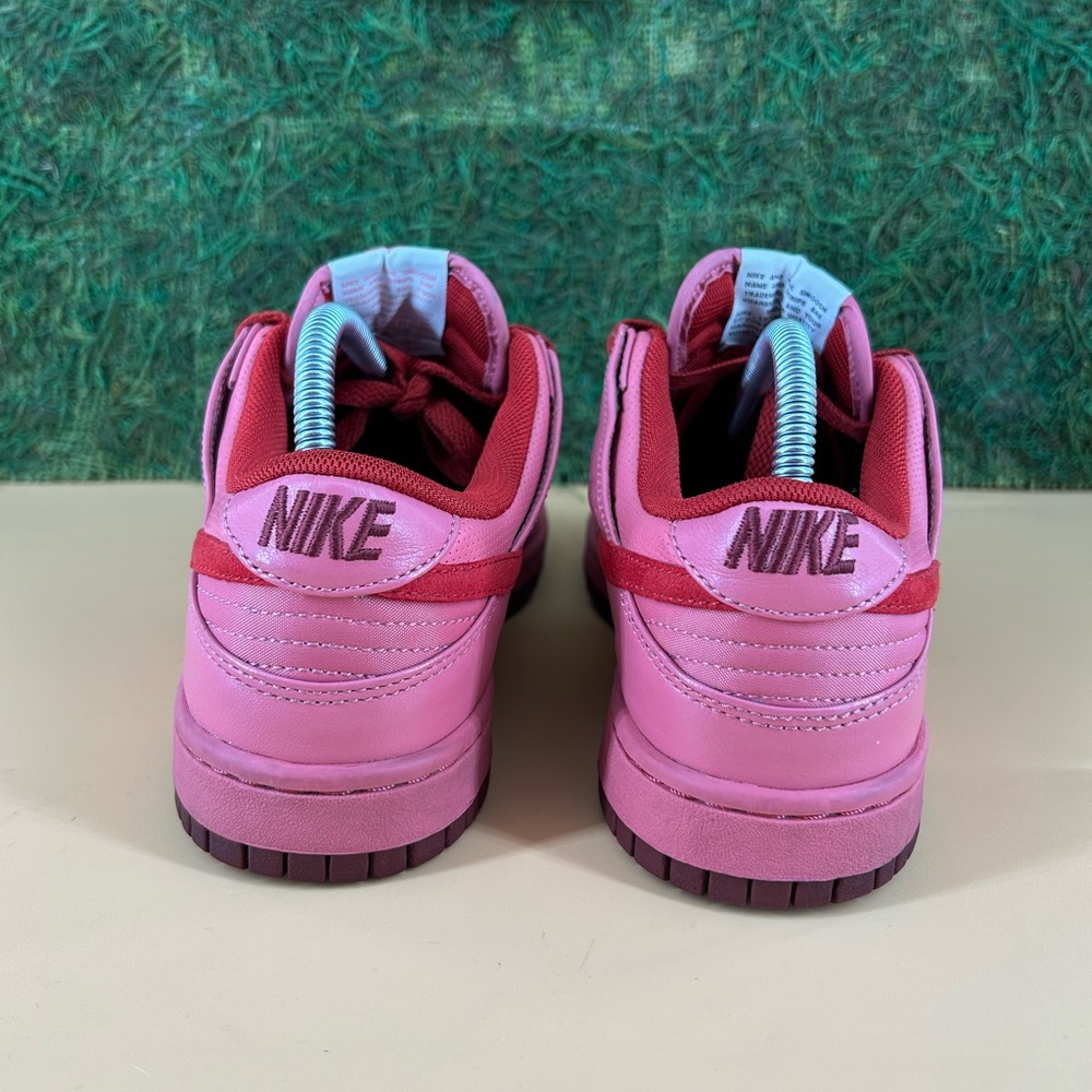 Nike Dunk Low Desert Bloom Pink Sneakers (Olympic Edition) 2008 - Picture 7 of 10